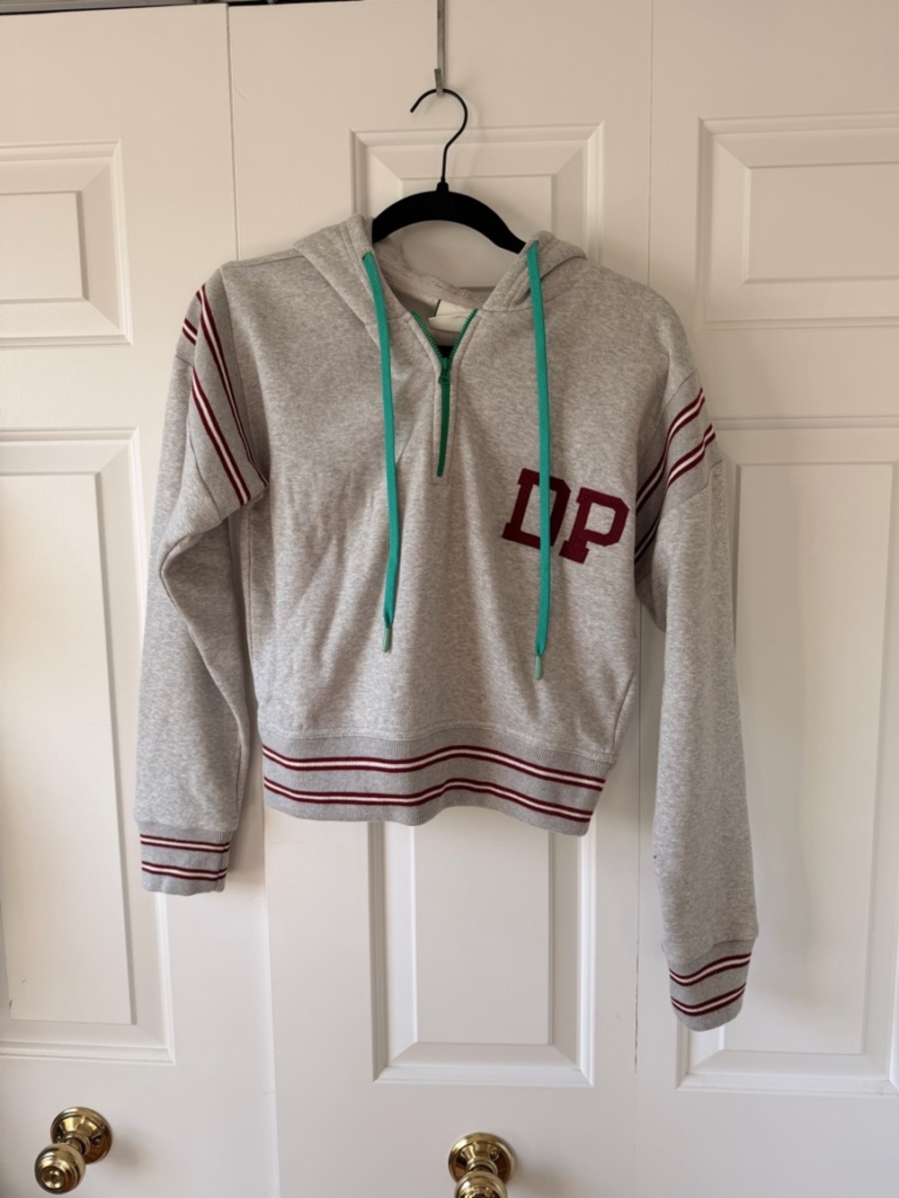 NWT daily practice monogram cropped hoodie